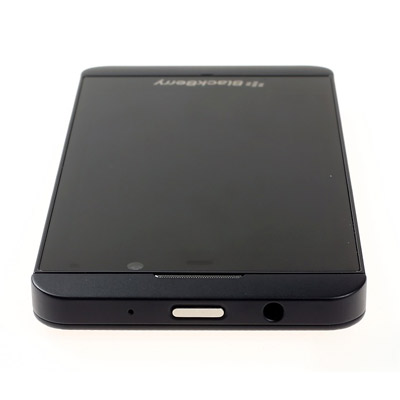 BlackBerry Z10 16GB – 2GB RAM, 4G LTE Black